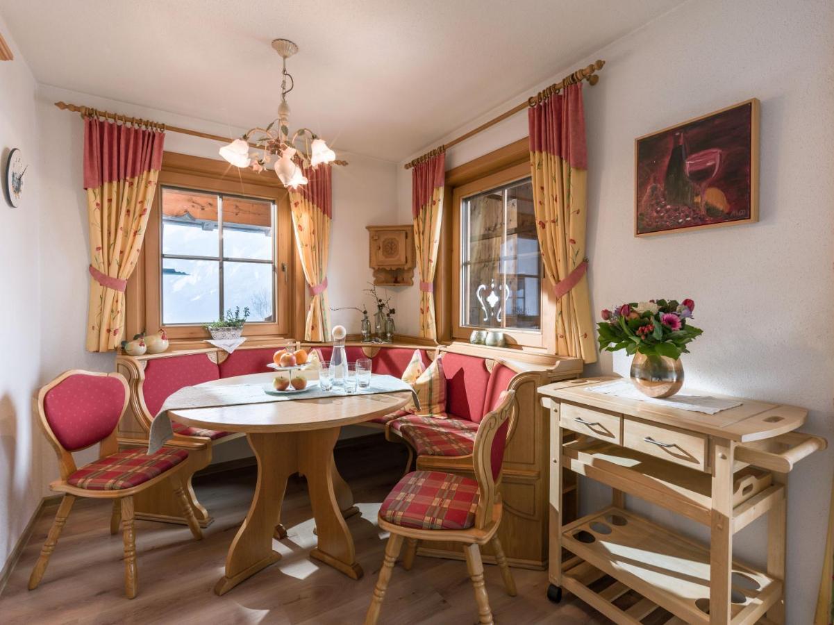 Haus Bichl Apartment Finkenberg Ngoại thất bức ảnh